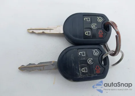 2013 Ford Taurus Limited z USA, uszkodzony, nr VIN 1FAHP2F86DG232094